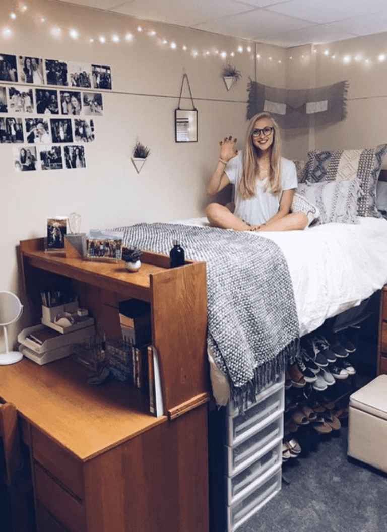 25 Dorm Room Ideas to Copy in 2025: Deck Out Your Space Like a Boss!