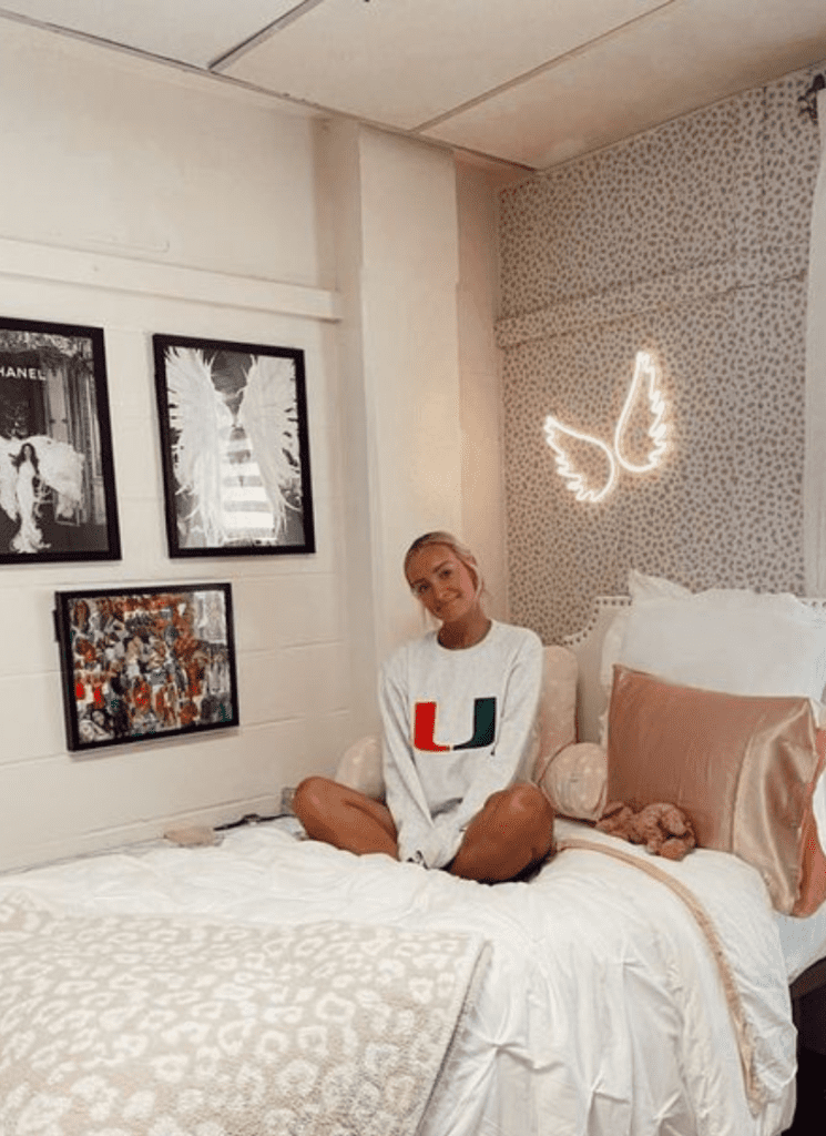 Best 15 Dorm Room Lighting Ideas to Make Your Place Comfy