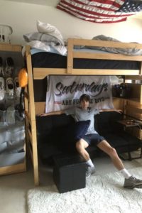 30+ Best Guys Dorm Room Ideas To Copy
