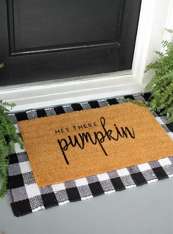 15 Fall Door Mats You'd Love to Have This Year