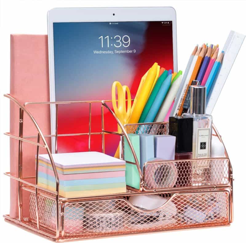 Dorm Room Desk Essentials You Will Actually Use