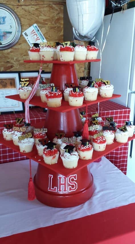 23 Graduation Party Centerpieces