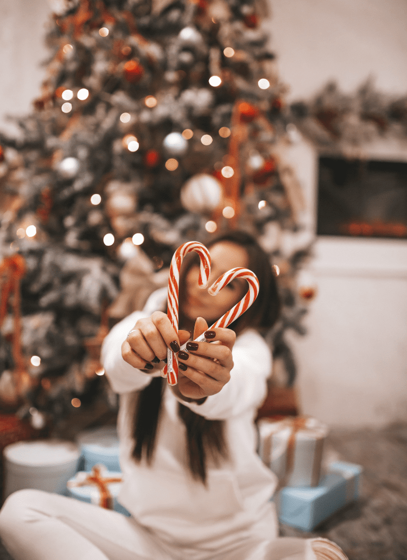 What to Get for Teenage Niece for Christmas (35 Popular Gift Ideas)