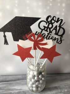 23 Graduation Party Centerpieces That Will Complete Your Table