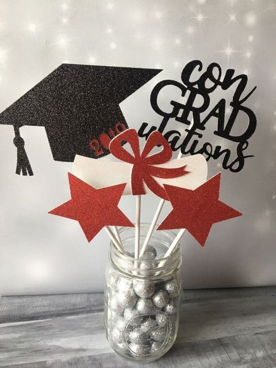 23 Graduation Party Centerpieces