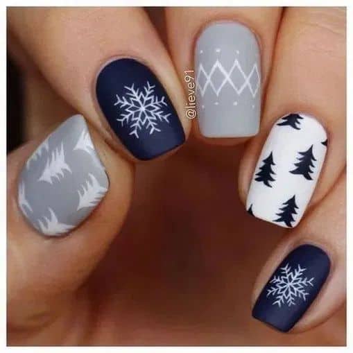 Christmas Short Nails Ideas