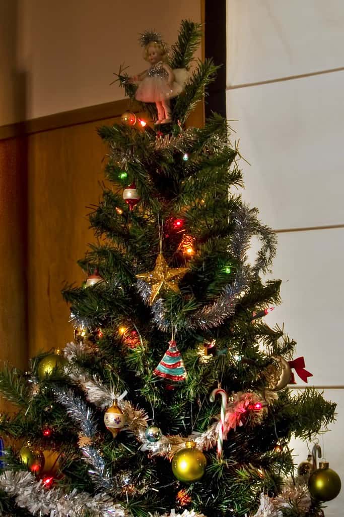 Christmas Tree Toppers | 10 Xmas Toppers You'd Love This Year