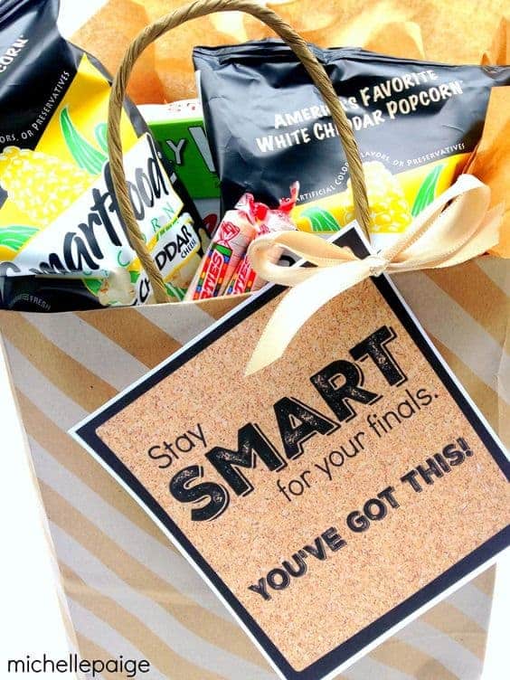 gift bags for graduation college students