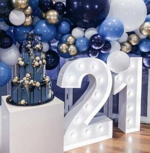 21st Birthday: 31 Ideas to Throw a Memorable Party
