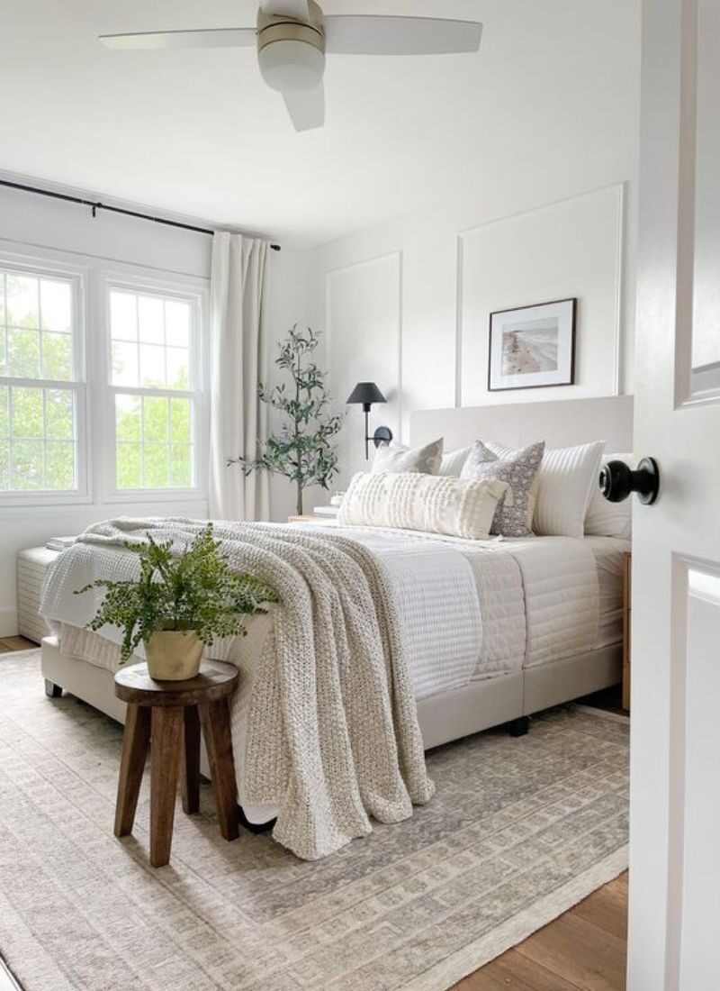Should Your Curtains Match Your Bedspread?