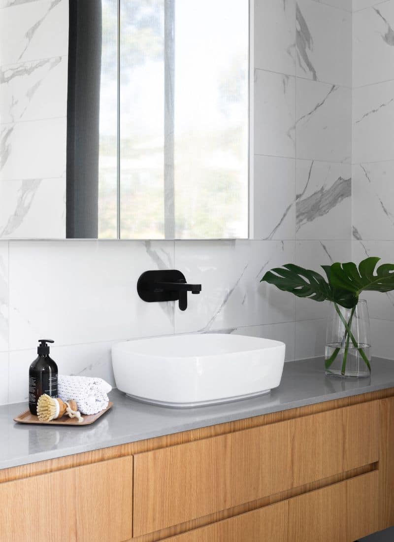 What Do You Use To Wipe Up Your Bathroom Counter And Keep It Dry?