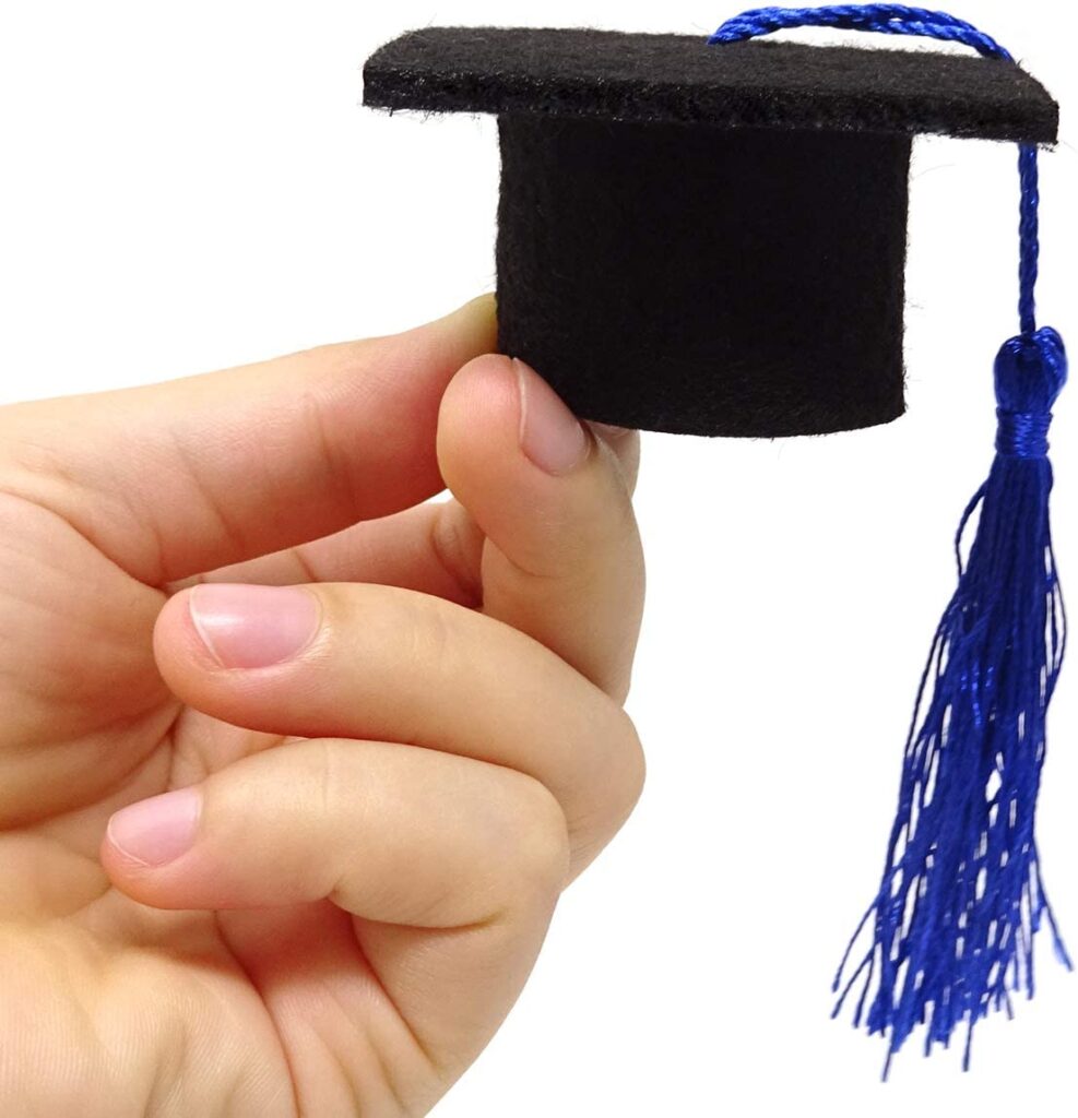graduation mini cap ideas for grad party