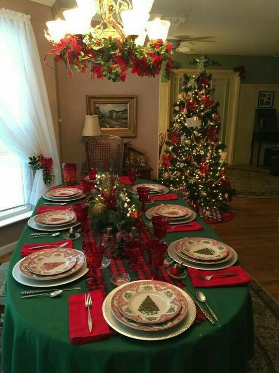 Classic Red and Green Mix Christmas Table Centerpiece