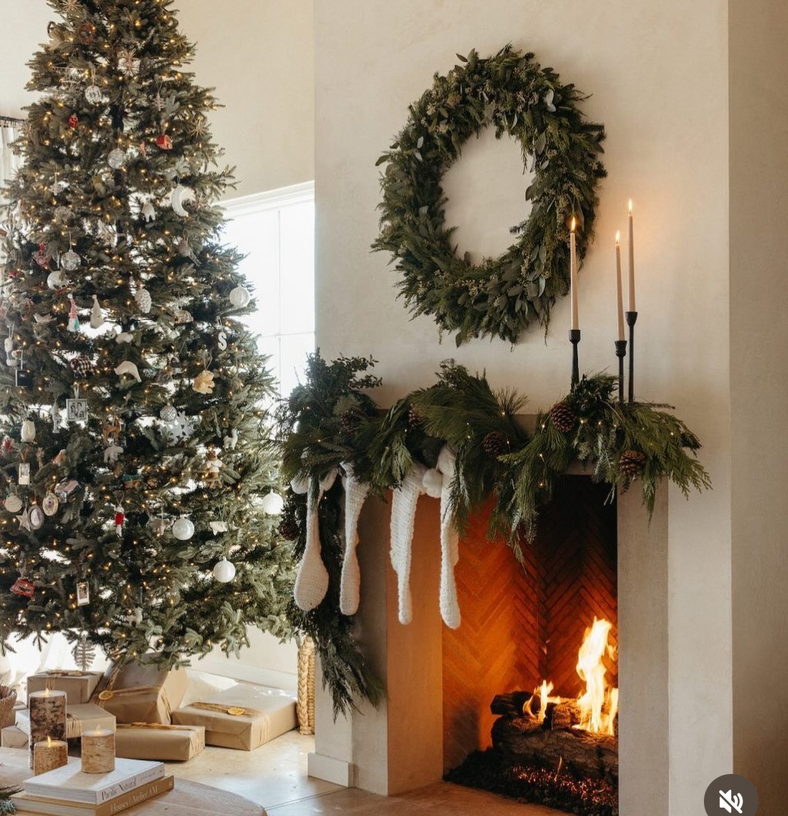 27 Christmas Living Room Decor 2026: Tinsel, Tacky Sweaters, and Too ...