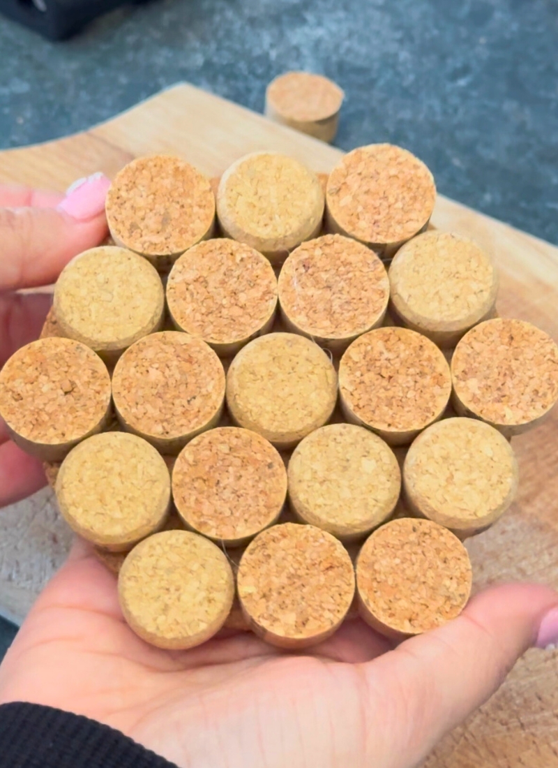 How to Make Trendy Cork Coasters at Home (+Video)