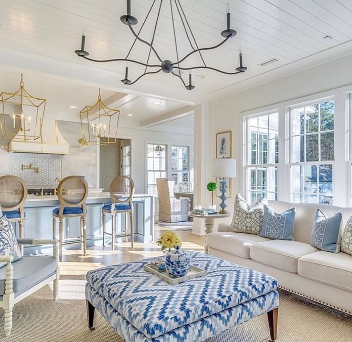 Image showcasing 22 Coastal Living Room Ideas for a Breezy, Relaxed Home Vibe
