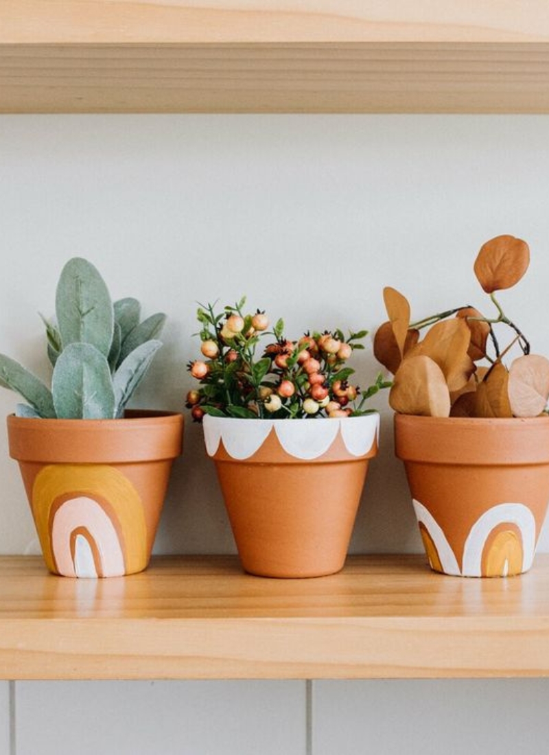 15 Hand‑painted Terra Cotta Pot Ideas to Brighten Up Your Space