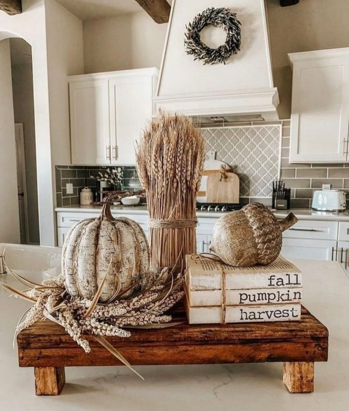 27 Simple + Stylish Fall Kitchen Decor Ideas