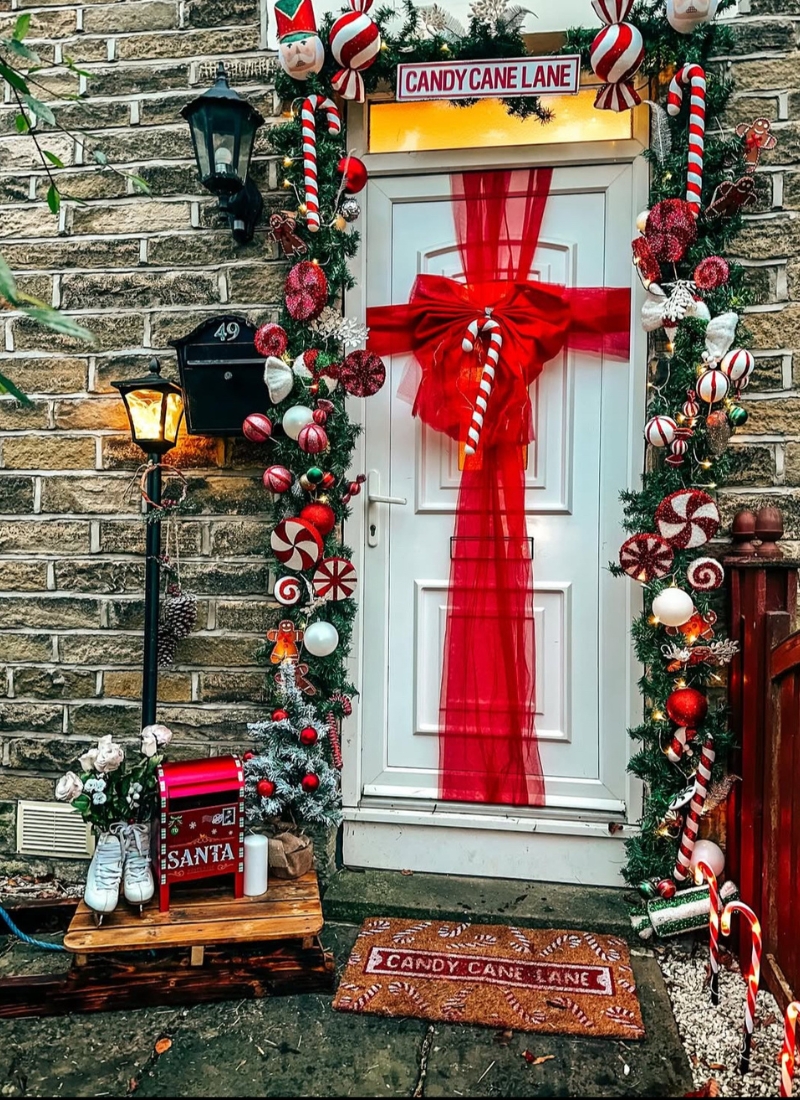 Christmas Door Decor Ideas