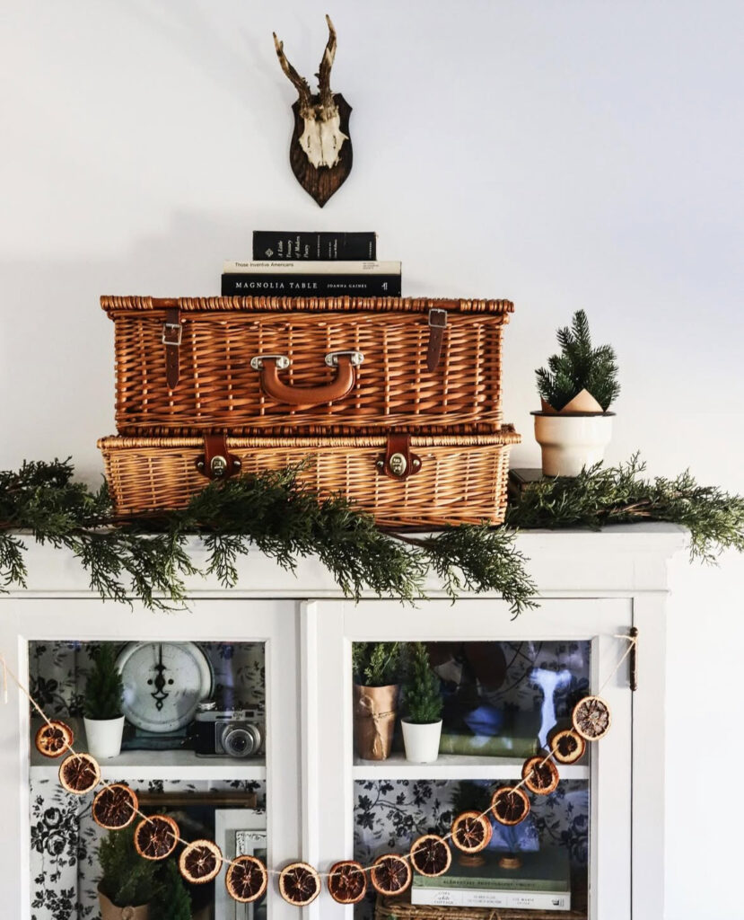 rustic Scandinavian garland with citrus and wicker