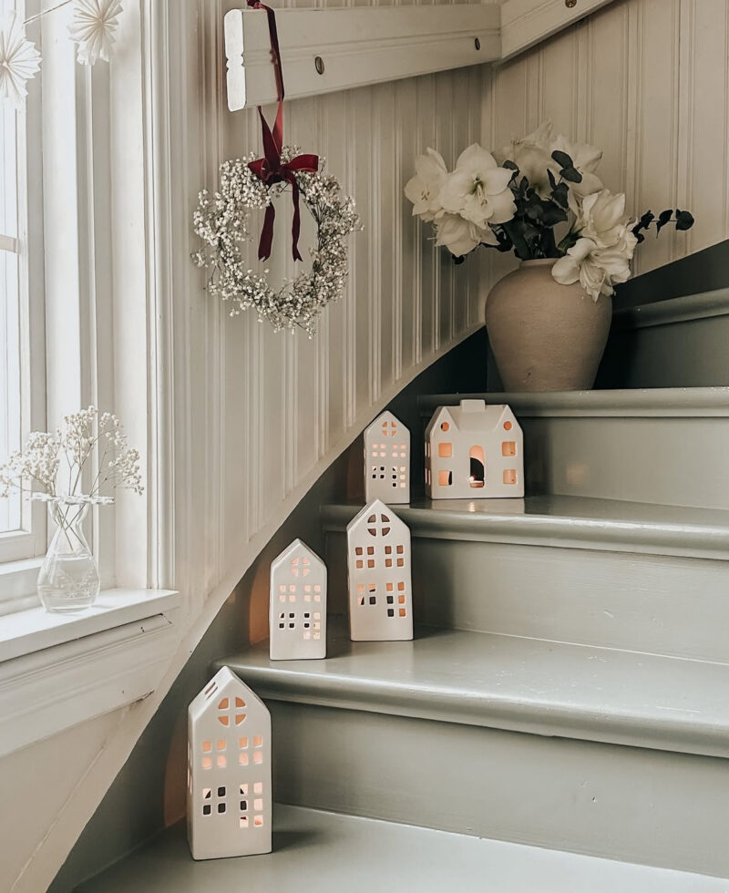 25 Scandinavian Christmas Decor Ideas: Calm, Cozy & Minimal - Fairy Lights For Scandinavian Living Room Decor