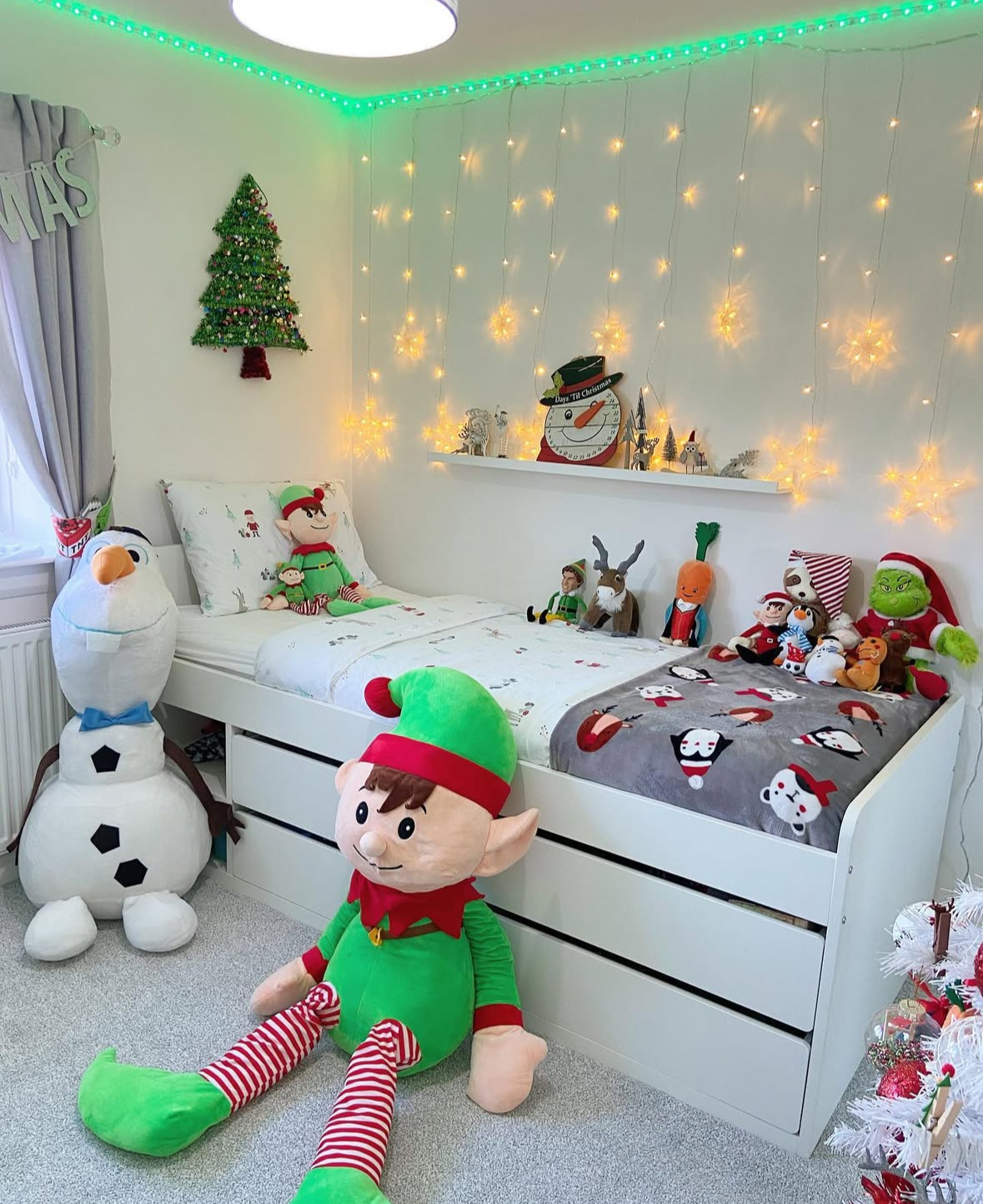 How to Decorate a Kids’ Bedroom for Christmas - 22 Easy Wins
