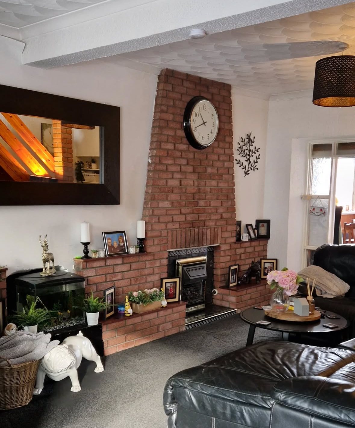 Curated visual reference: Curated Time Tested Grand Fireplaces In Affluent Mansions Gallery View