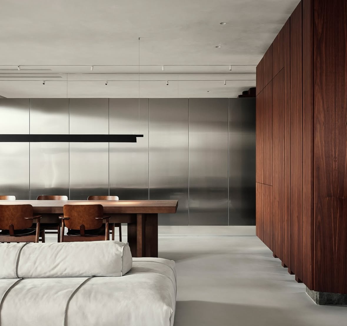 26 Minimalist Apartment Decor Ideas That Still Feel Like Someone ...